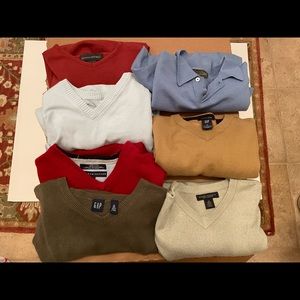 Lot of 7 Sweaters 4 longsleeve 3 Sleeveless Banana Republic, Gap, Tommy Hilfiger